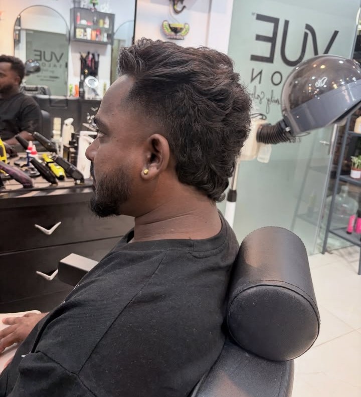 VUE Salon haircut result