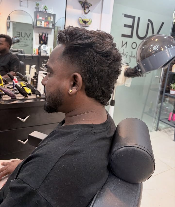 Men's cut at VUE Salon